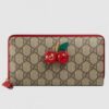 Gucci Portafoglio Con Cerniera In Tessuto GG Supreme Con Ciliegie